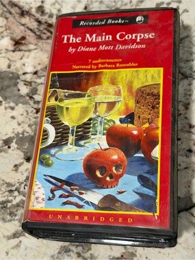 The Main Corpse, By Diane Mott Davidson, 7 Audio Cassettes, Narrated By Barbara